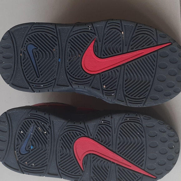 🌟Host pick🌟 NIKE AIR for kids - Picture 4 of 5